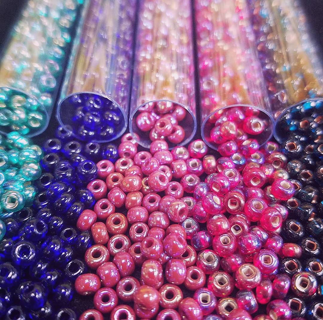 0/6 Size 6 Seed Beads Czech Seed Beads for Jewelry Making Opaque Seed Beads  Opaque Aqua With Gold Dust Choose Amount 