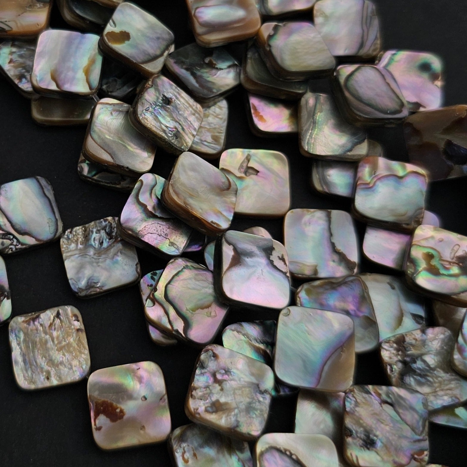 14mm Abalone Diamond - North American