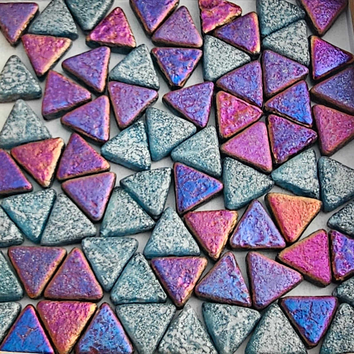 12mm - Aqua/Silver Speckle/Sliperit - Acid Etched Double Coated Triangles
