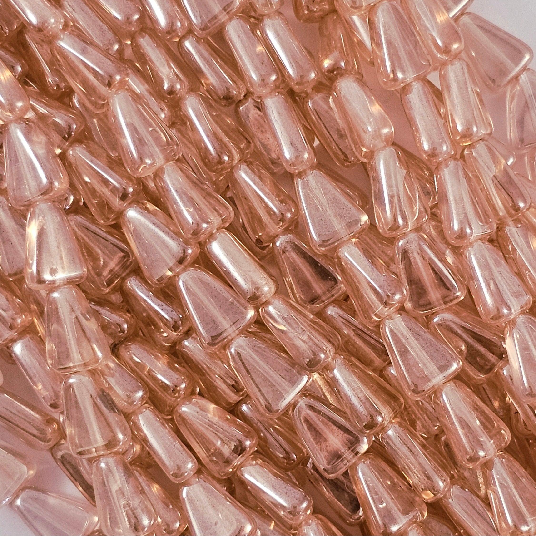 10x7mm Long Triangles - Rose Luster