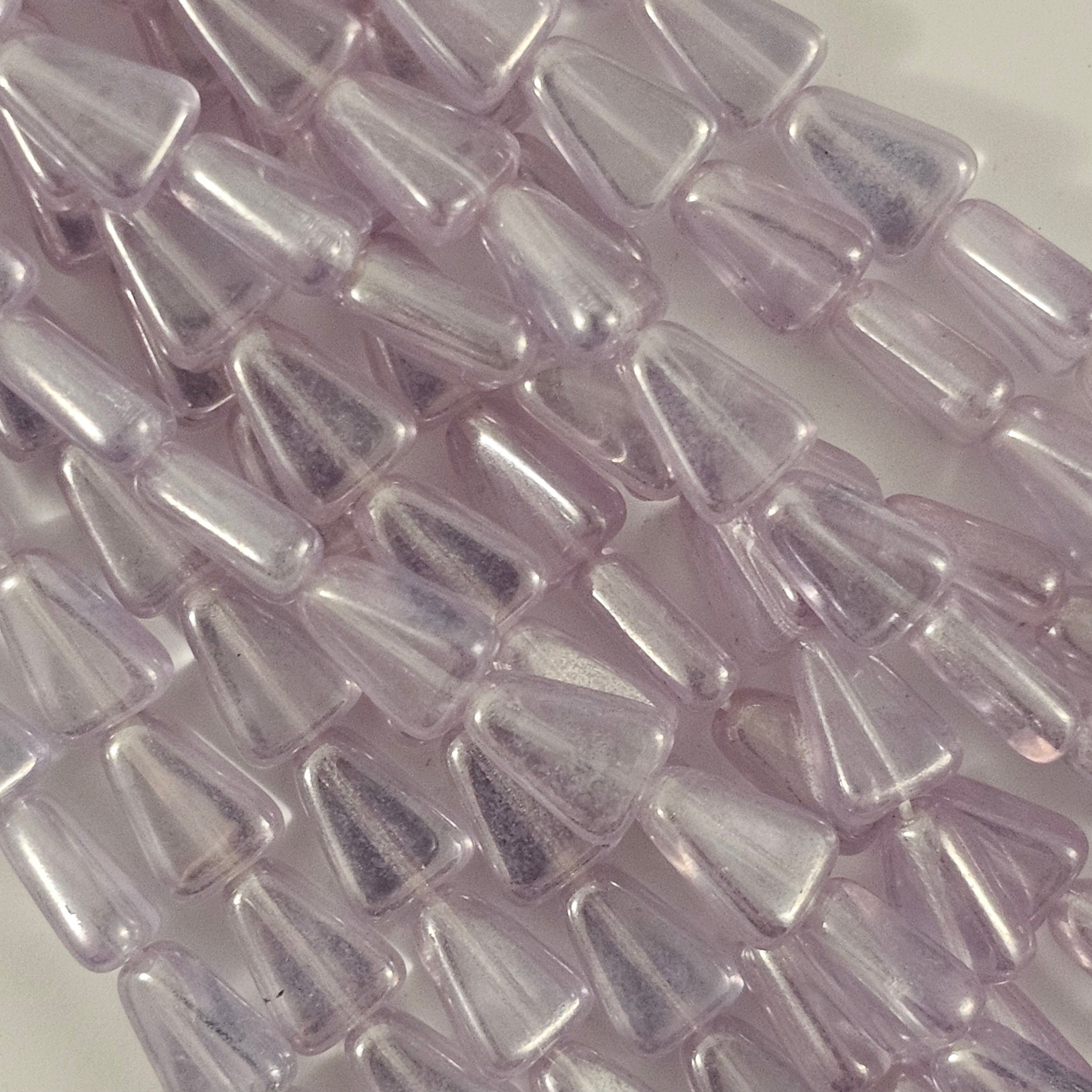 10x7mm Long Triangles - Alexandrite Luster