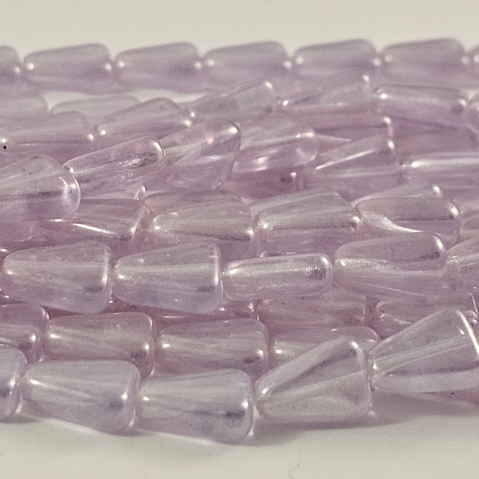 10x7mm Long Triangles - Alexandrite Luster