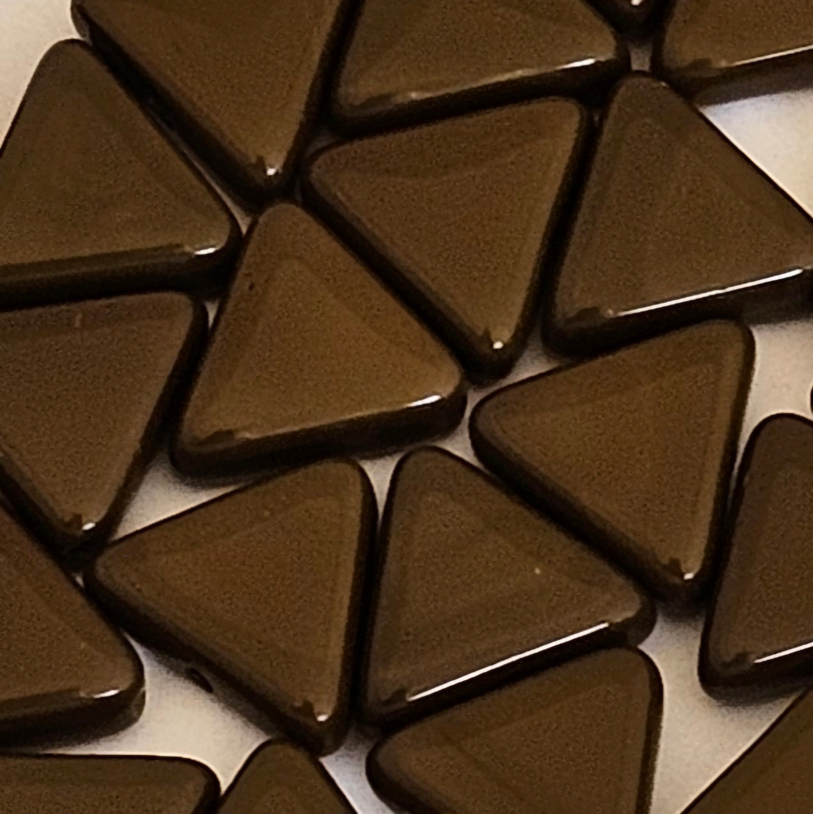 12mm - Brown Opaque ‐ Triangle