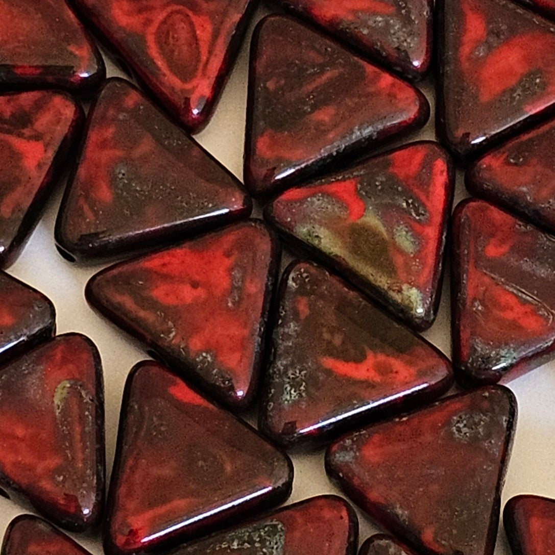 12mm - Red Picasso ‐ Triangle