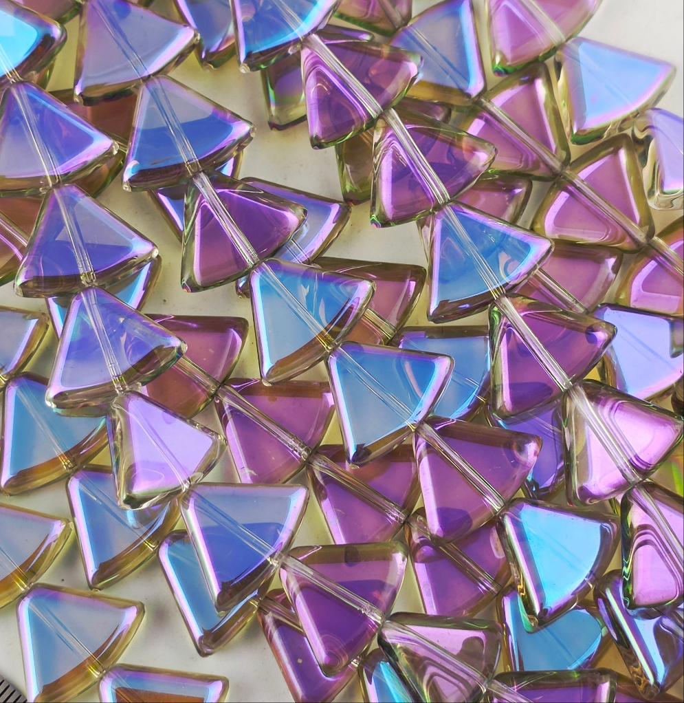 12x15mm Lavender Luster Rainbow - Rounded Triangles