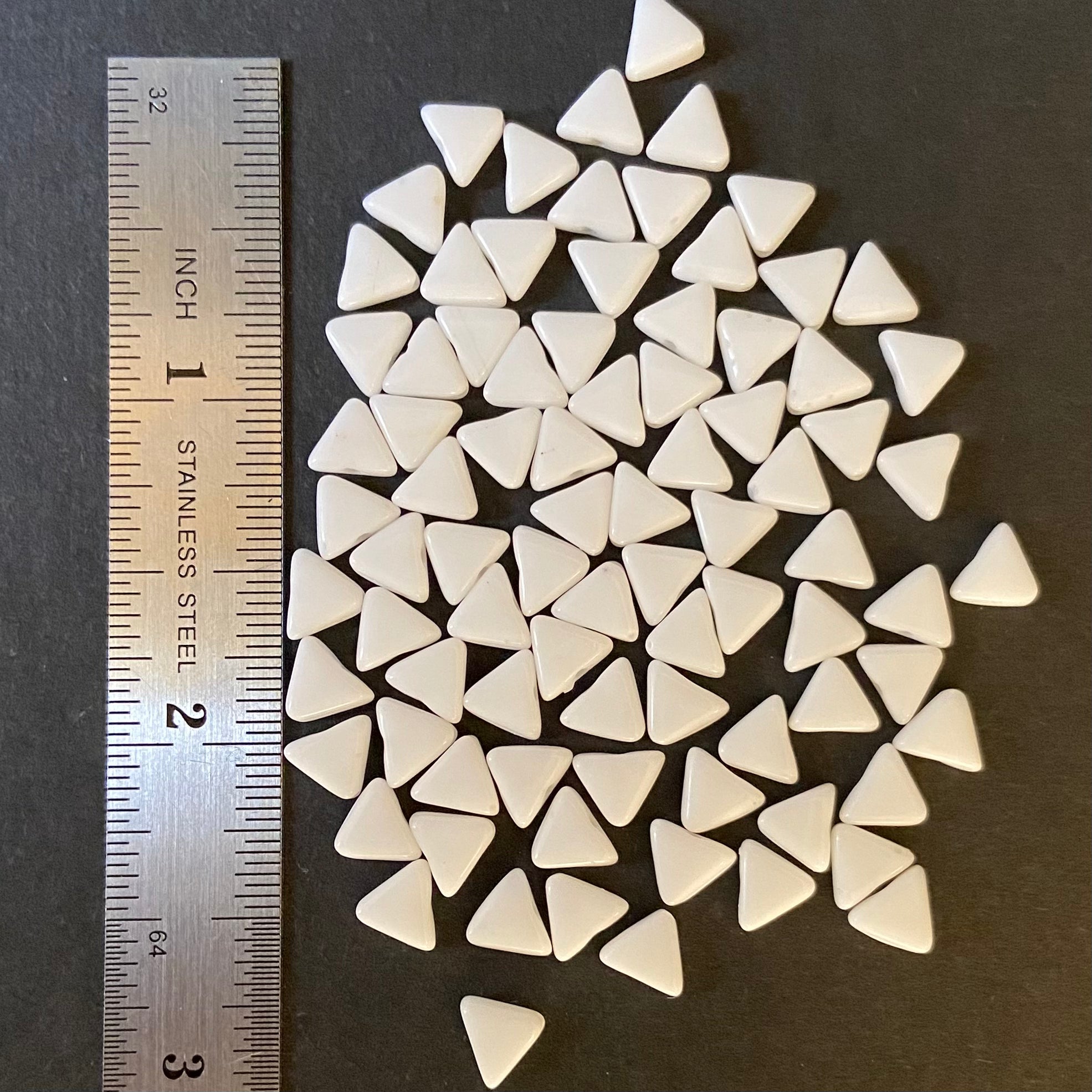 6mm White Triangles