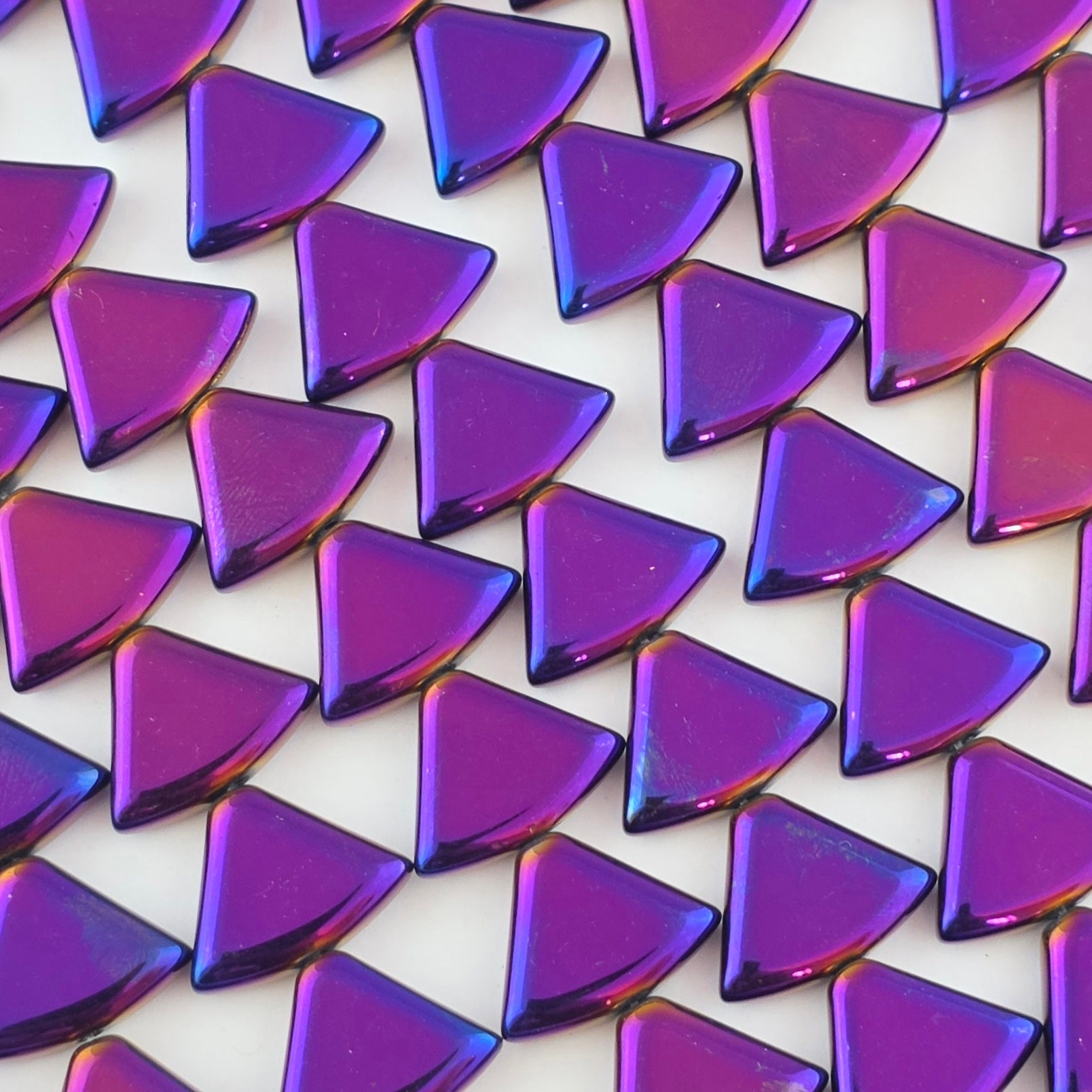 12x15mm Purple Metallic - Rounded Triangles