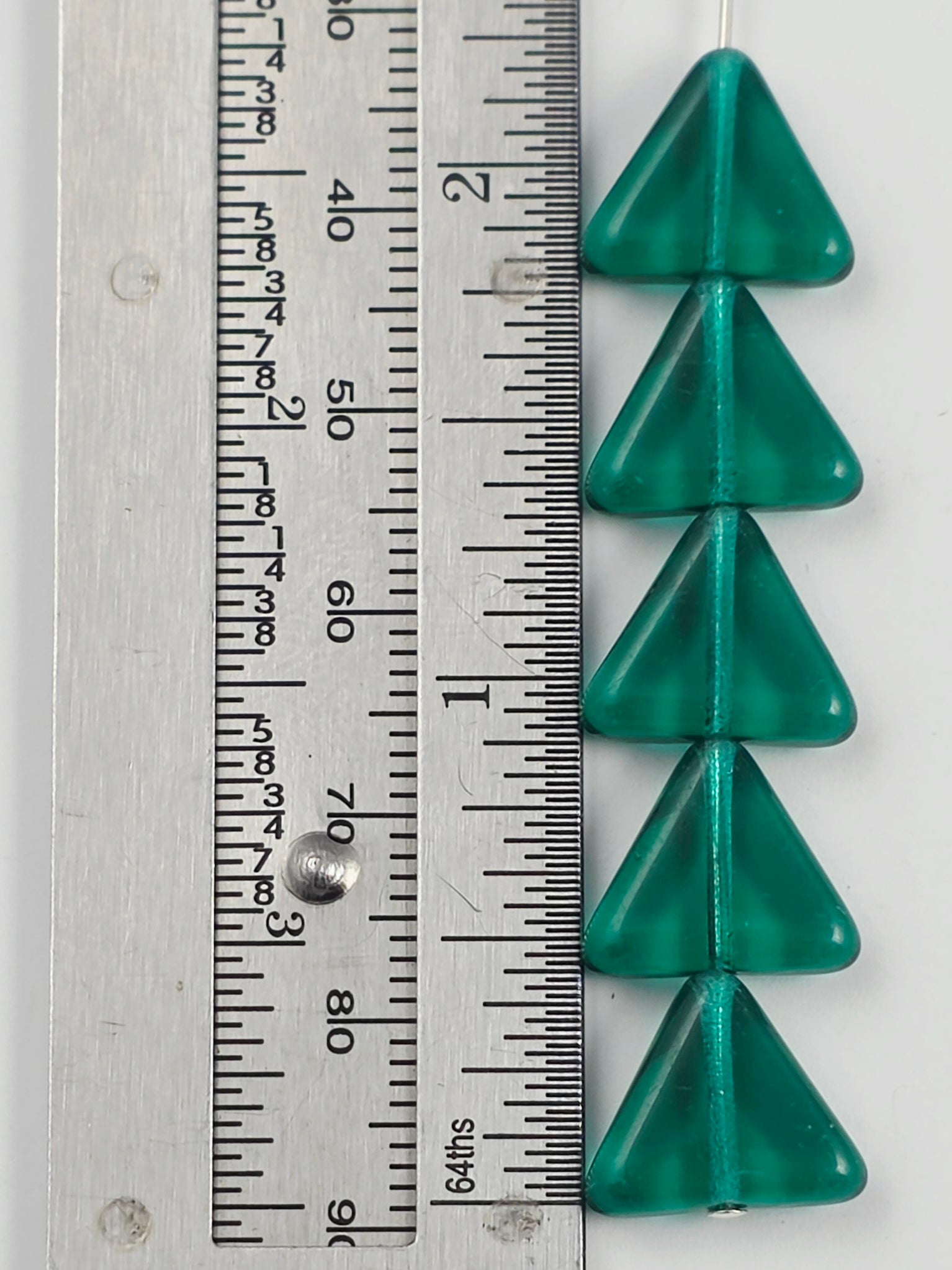 12mm Emerald Transparent Triangle