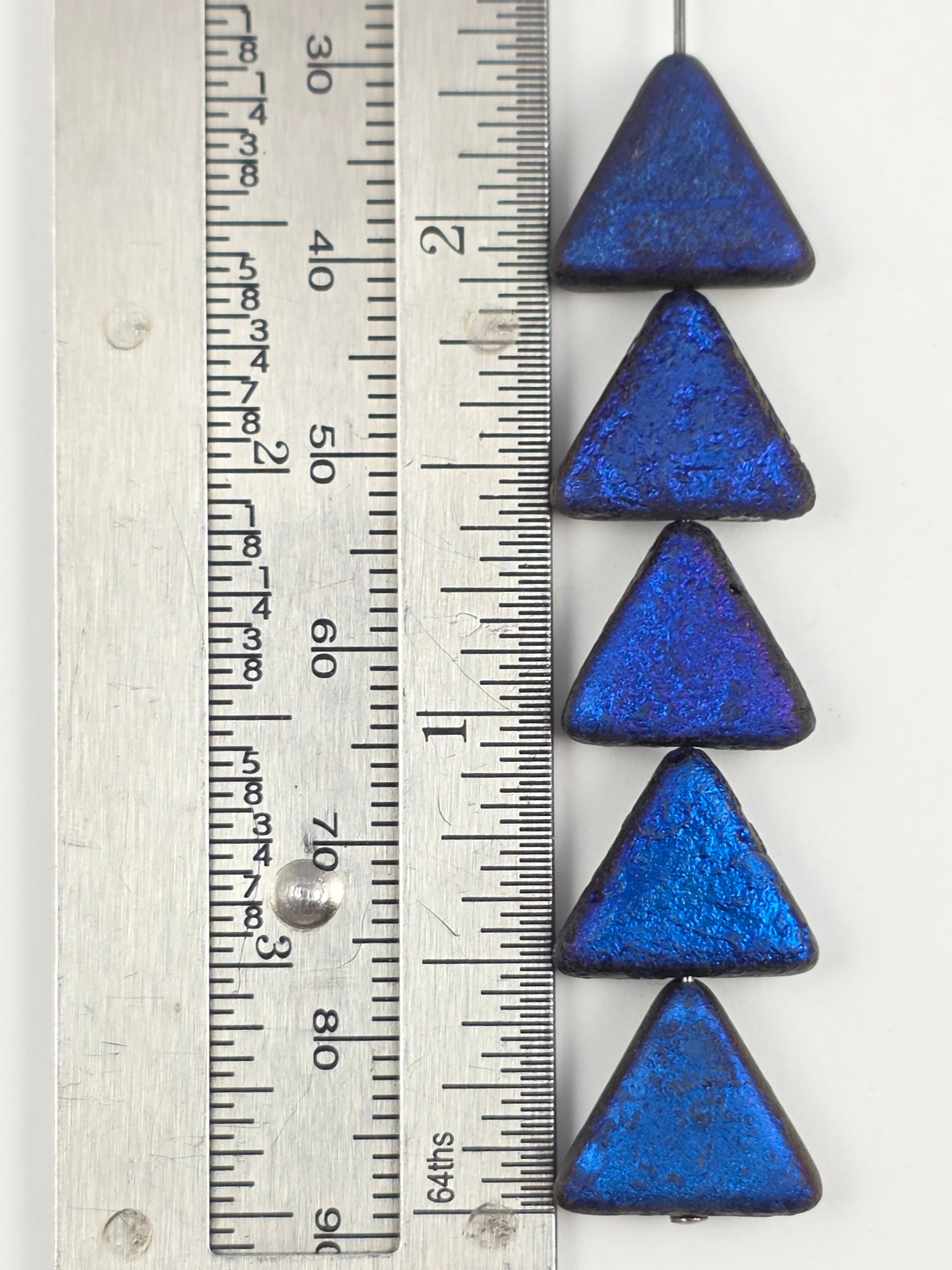 12mm - Azuro - Acid Etched Coated Triangles
