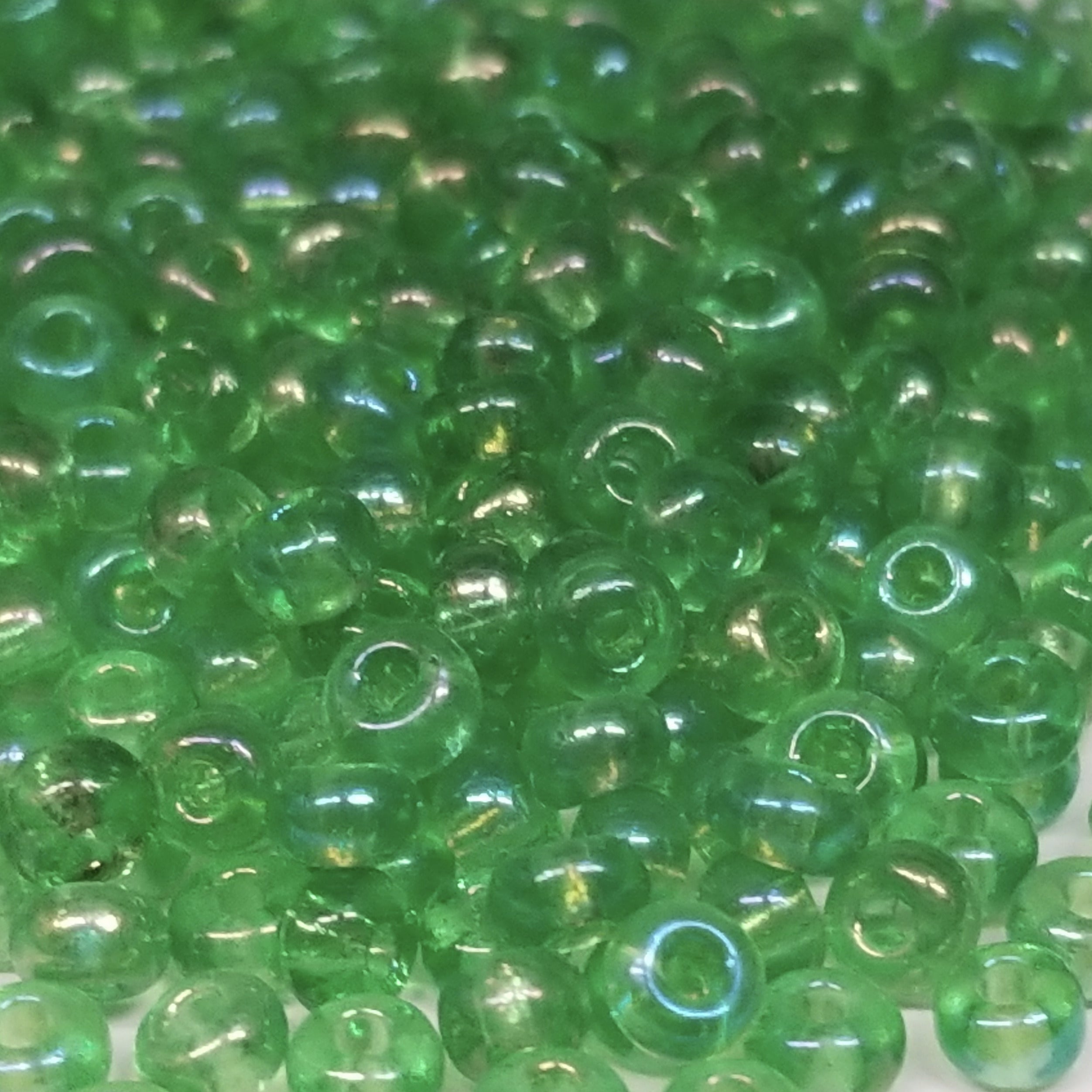 Peridot Rainbow - Size 6/0 #79