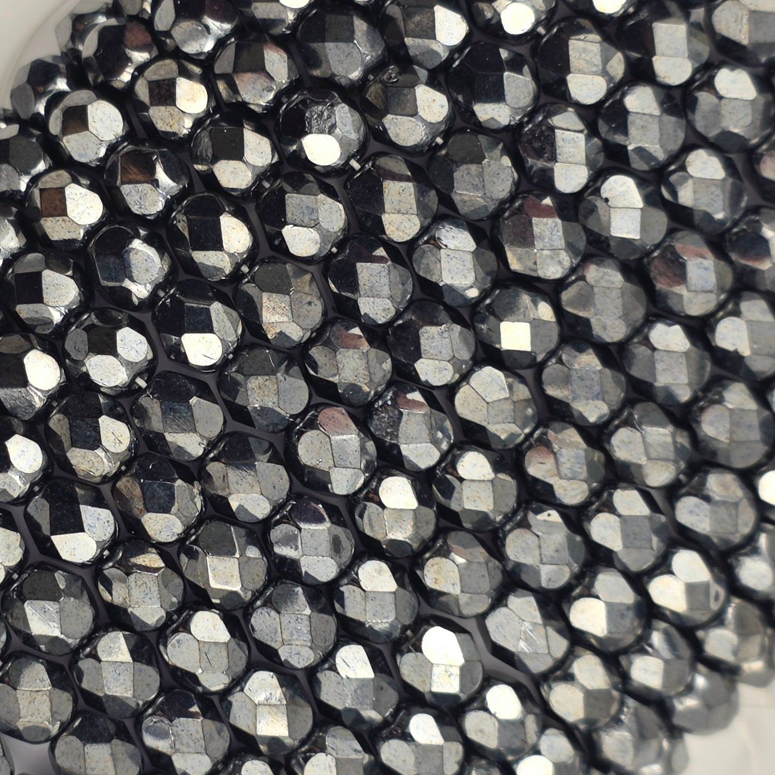 6mm - Jet Black with White Luster - Fire Polished