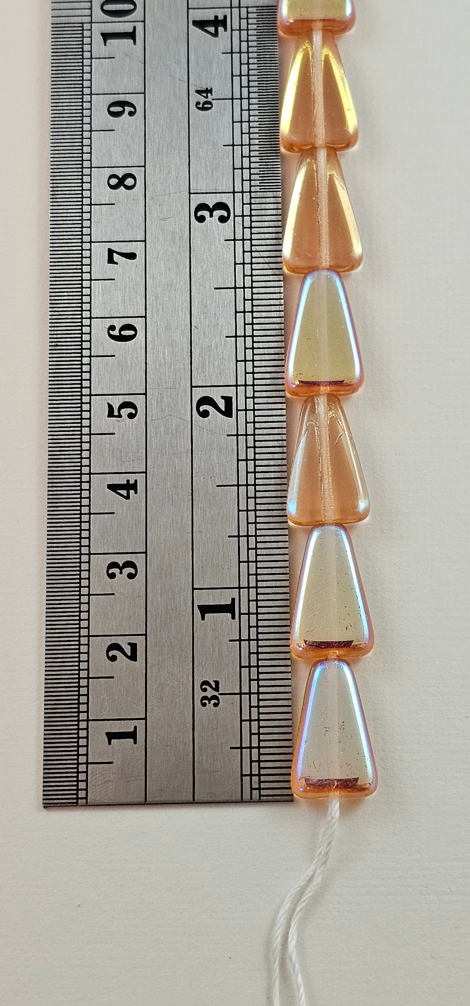16x10mm Rose AB Long Triangle