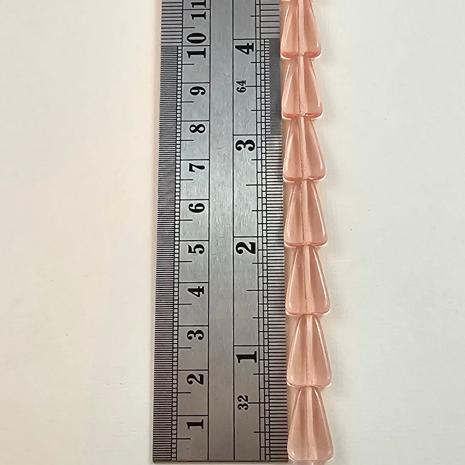 16x10mm Rose Long Triangle