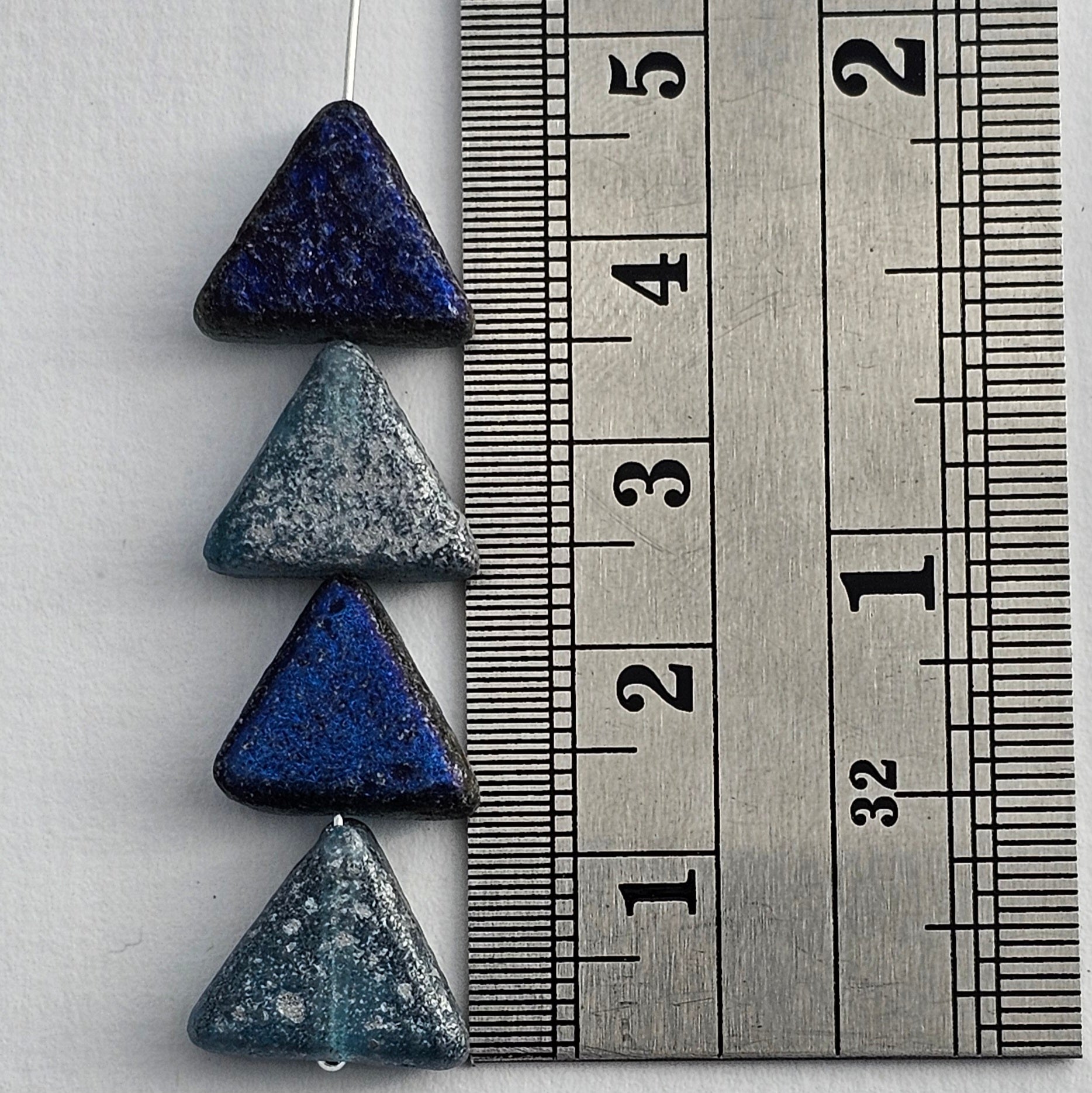 12mm - Aqua/Silver Speckle/Azuro - Acid Etched Double Coated Triangles