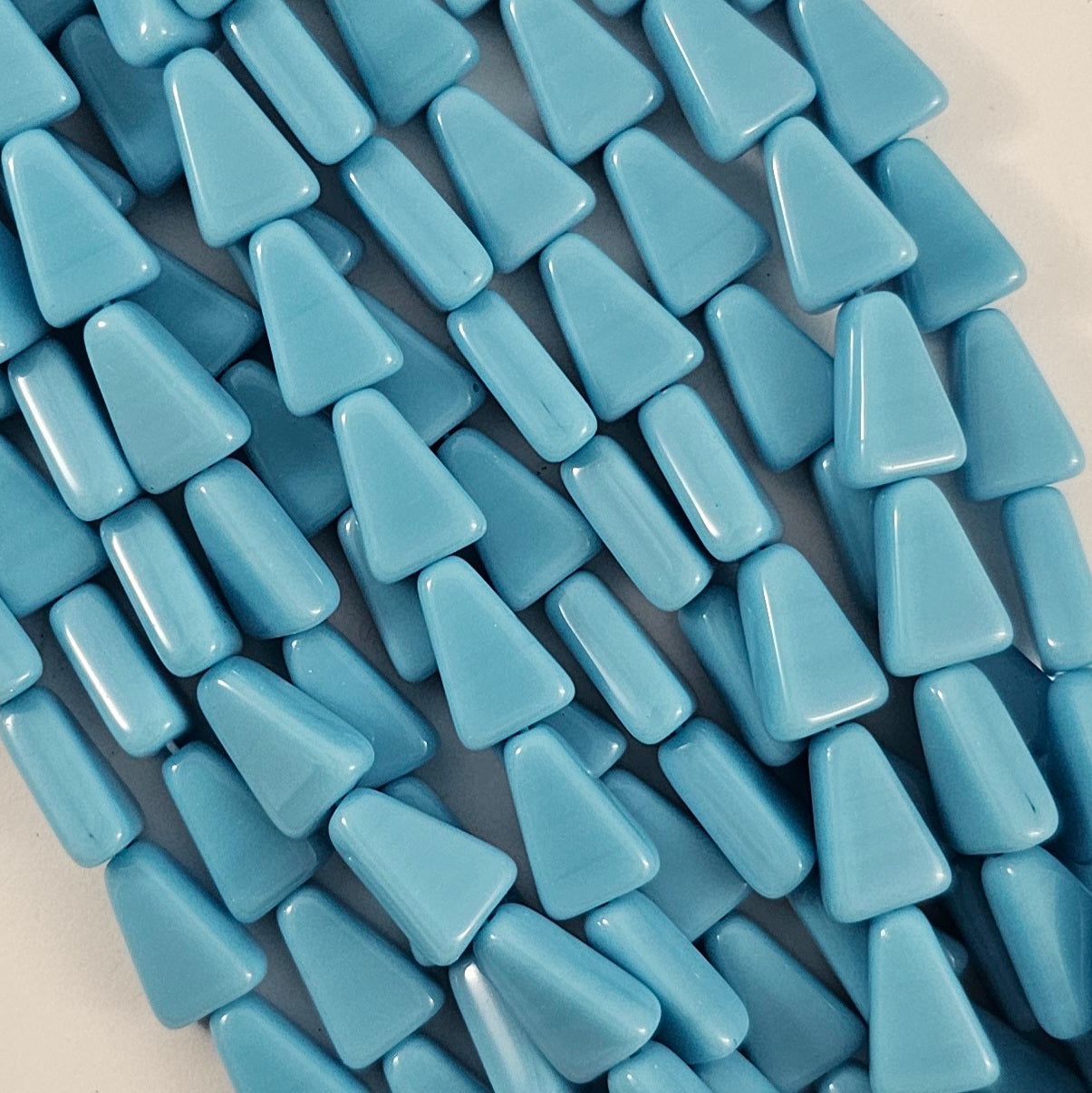 10x7mm Long Triangles - Blue Turquoise