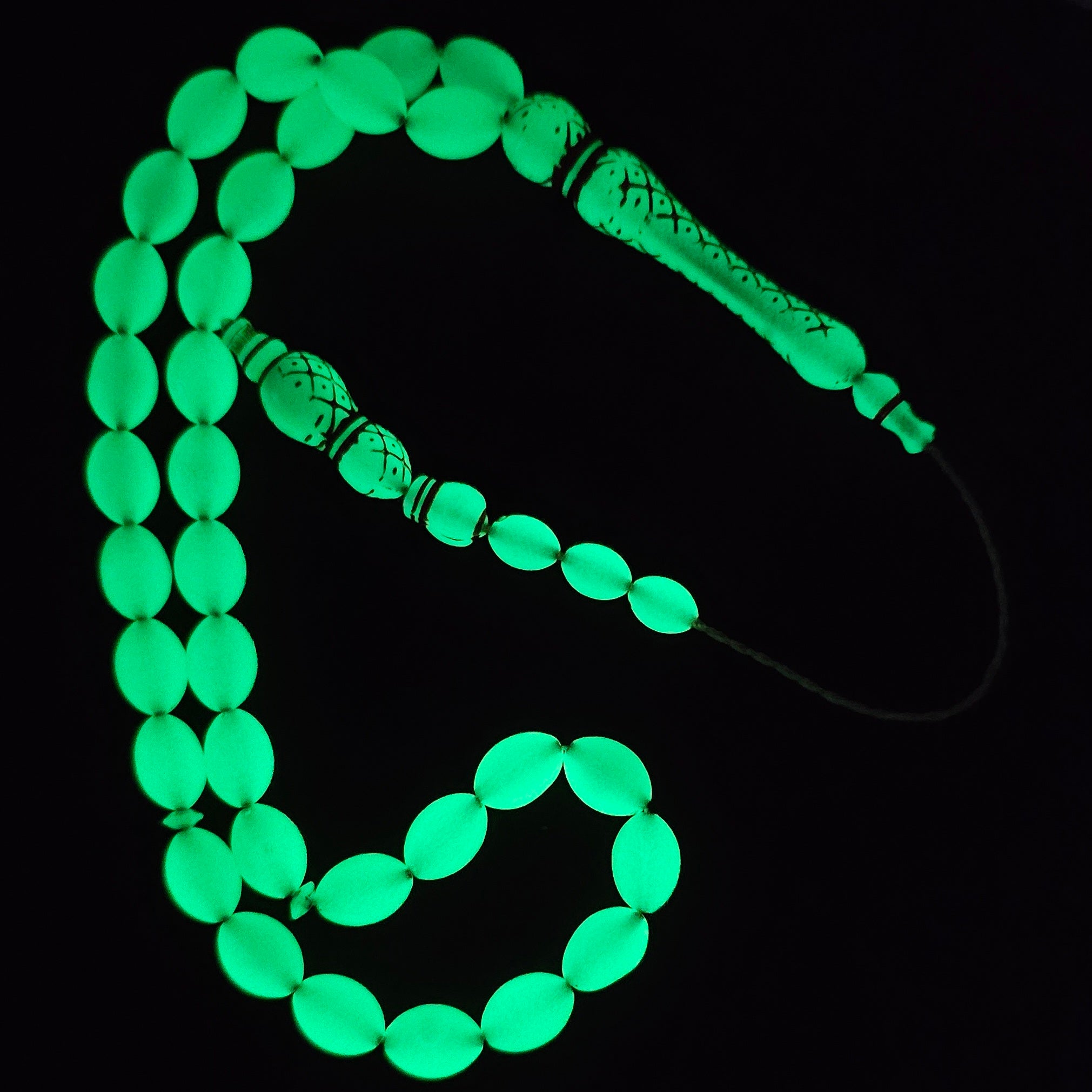 12x8mm Oval Glow In The Dark Beads - Dark