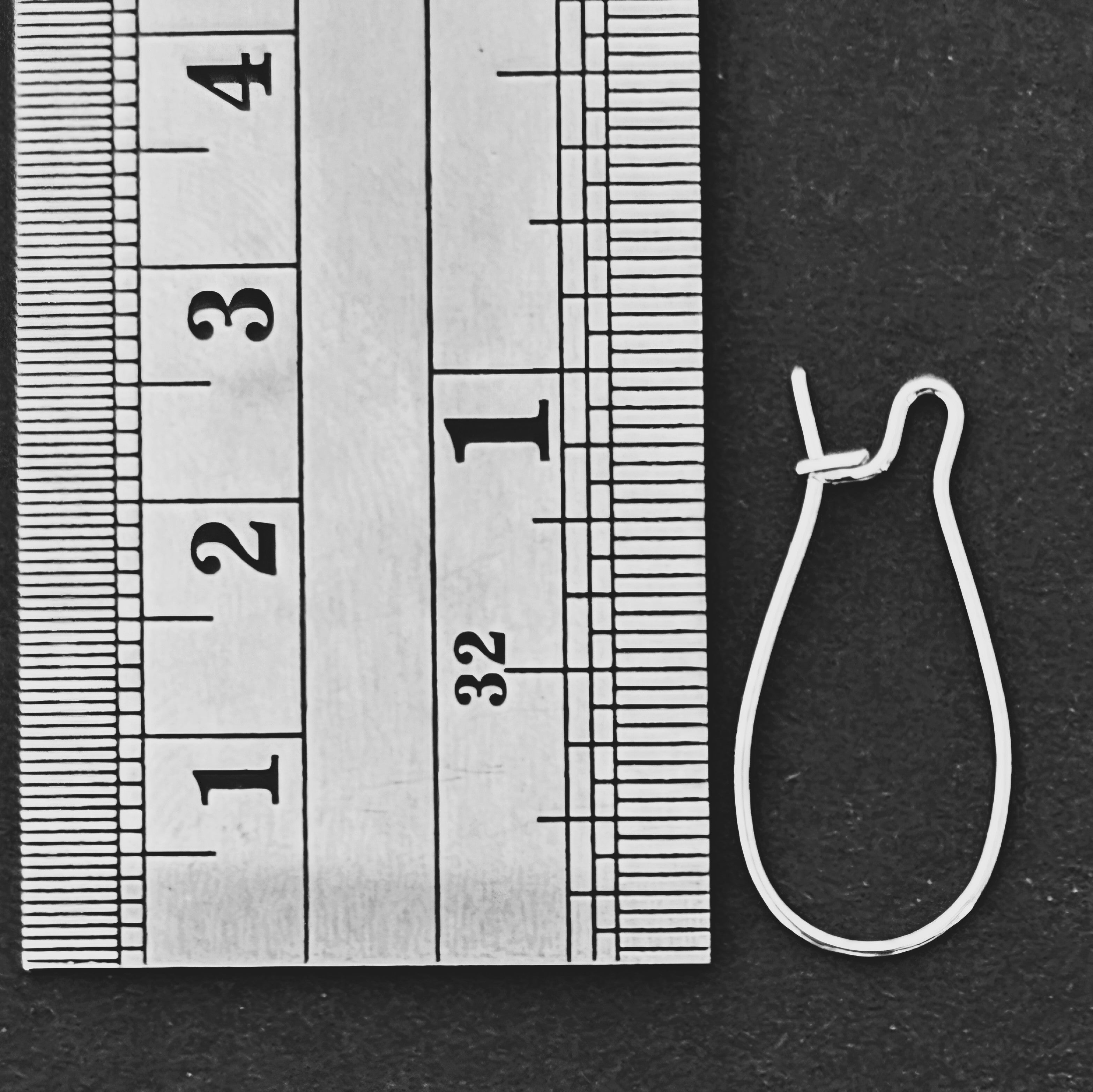 Silver Plate - 1 Inch Kidney Wires - 25 Pair