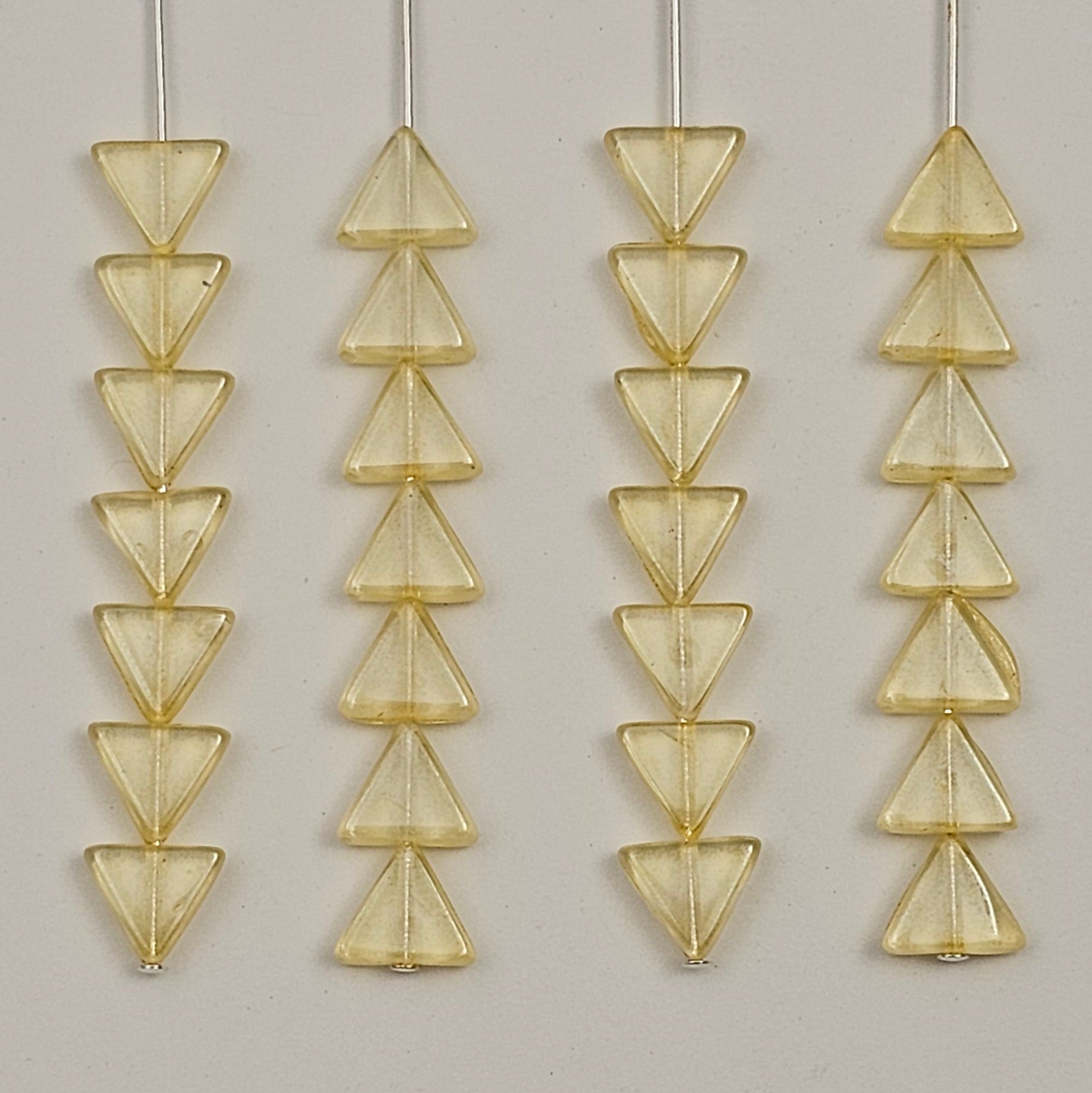 8mm Yellow Luster Triangles