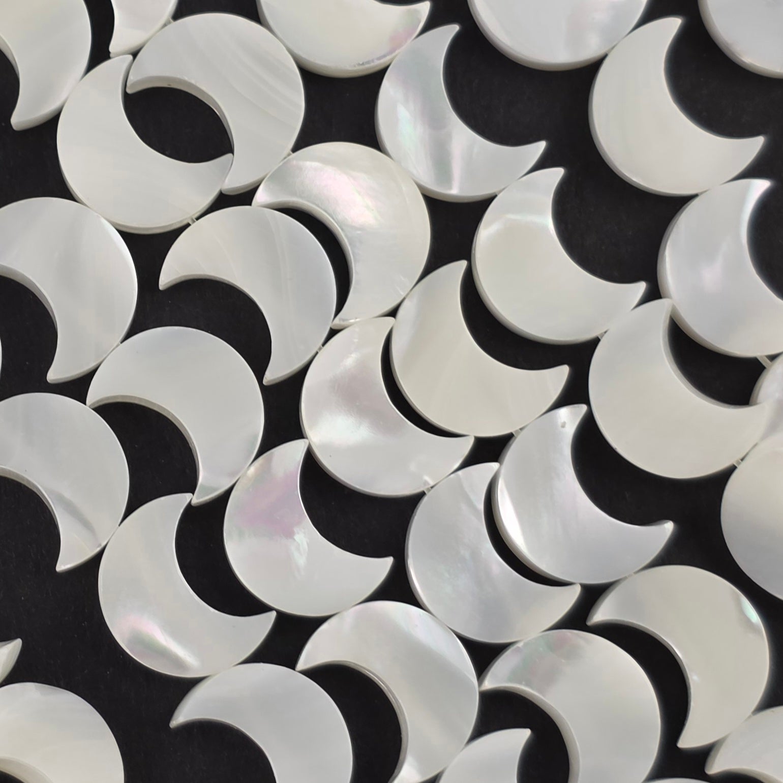 12mm - Mother of Pearl - Moons - White