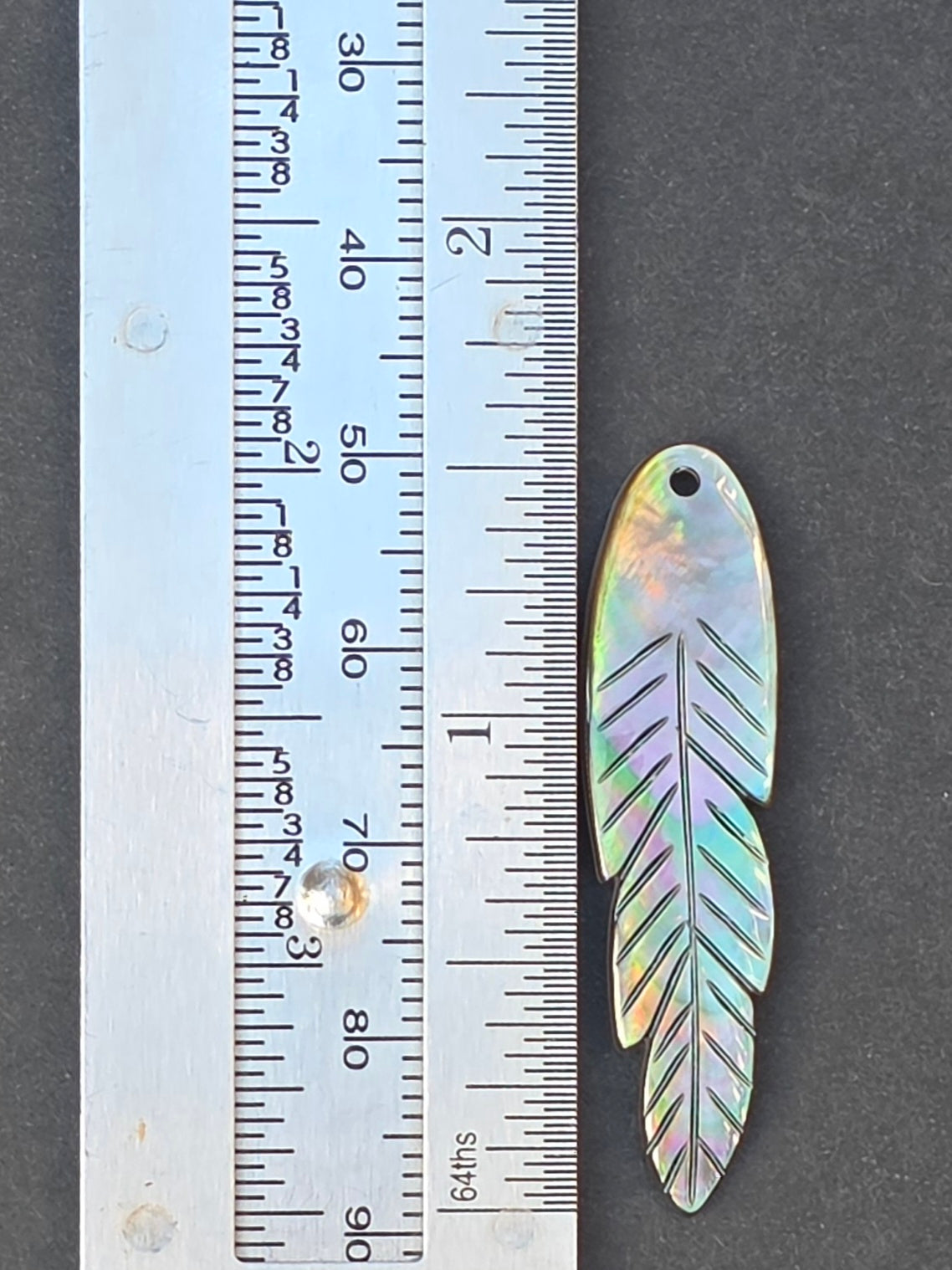 2 Pieces - 40x10mm Carved Feather - Dark Mother of Pearl