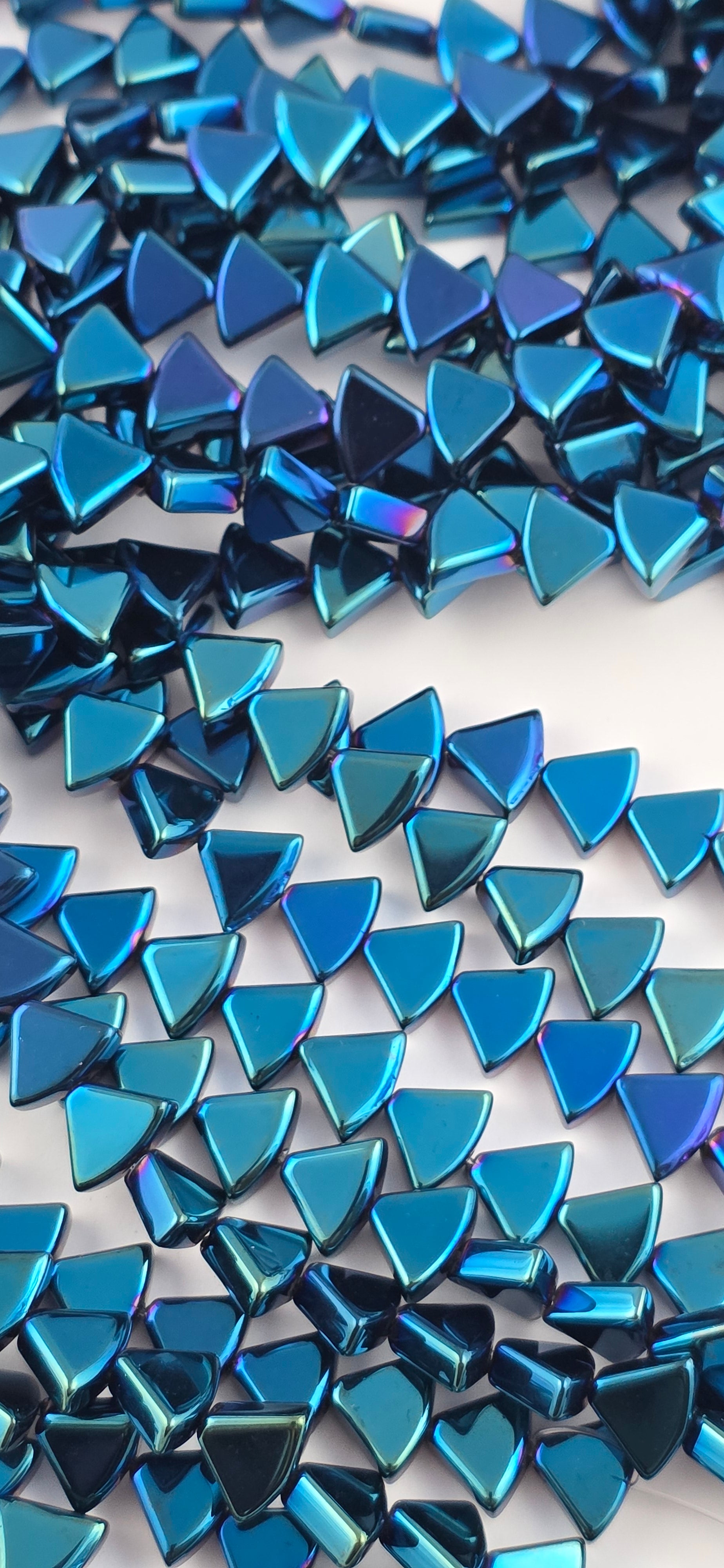 8x10mm Blue Green Metallic Rounded Triangles