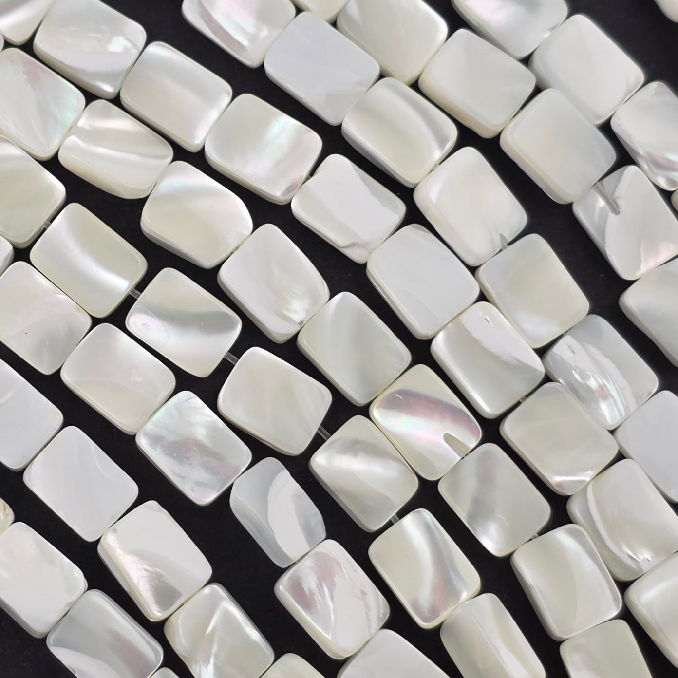 6x8mm - Mother of Pearl - Rectangles - White