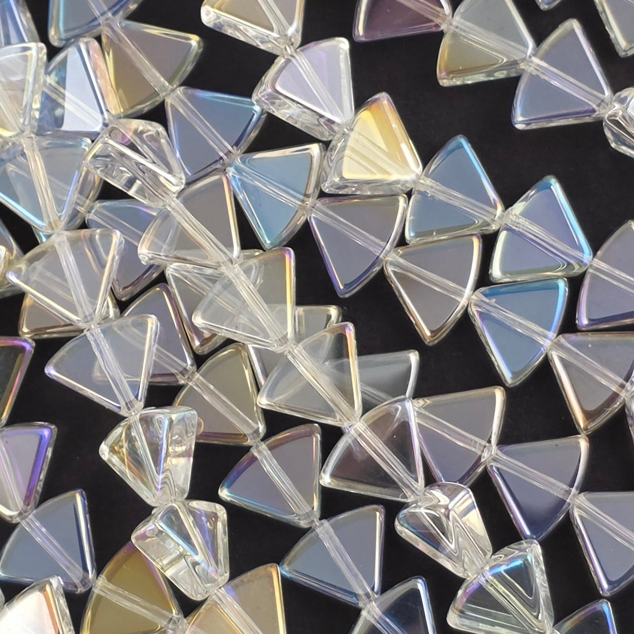 8x10mm - Crystal AB - Rounded Triangles
