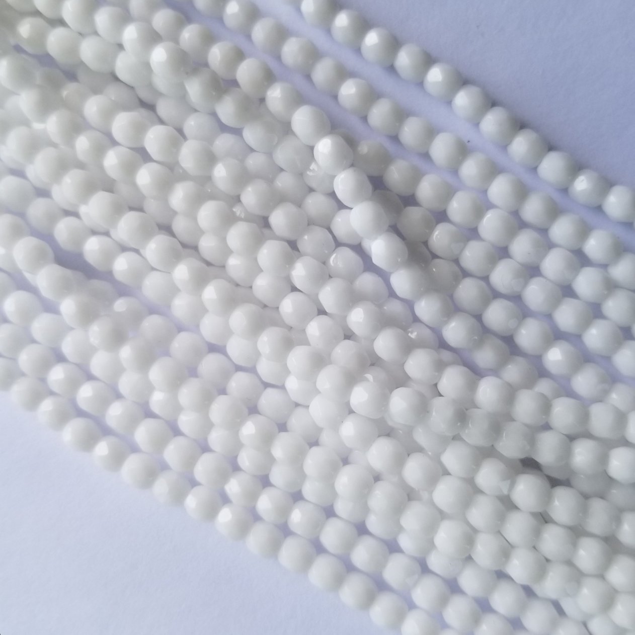 4mm - Opaque White - Fire Polished