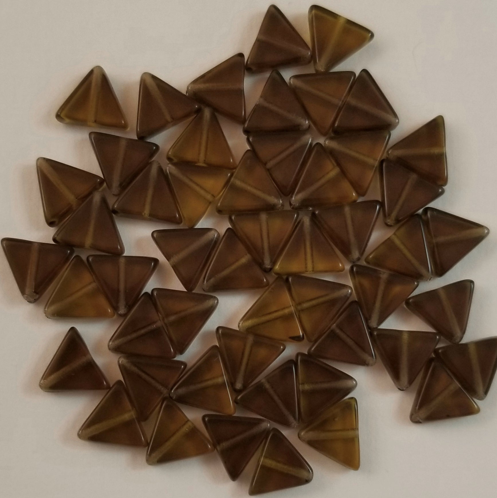 8mm Transparent Brown Triangles
