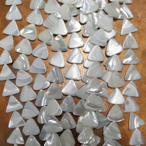 16mm Mother of Pearl Triangles - White