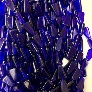16x10mm Cobalt Long Triangle