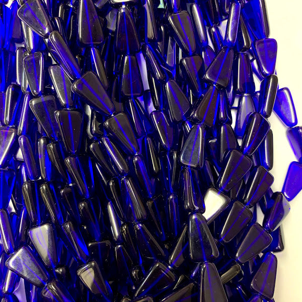 16x10mm Cobalt Long Triangle