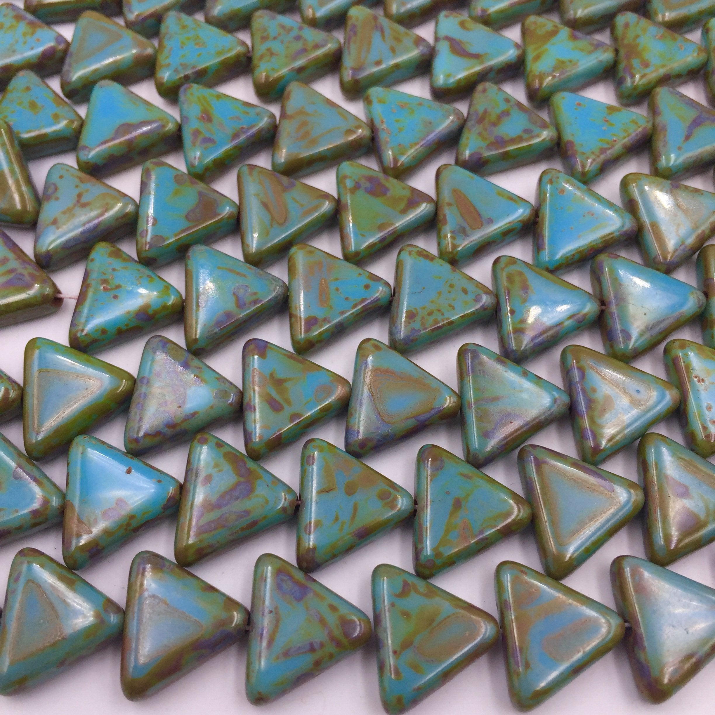 12mm Blue Turquoise Picasso Triangle